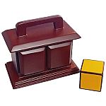 ���F�̃L���[�u�͉����ɂ���H (GBM)