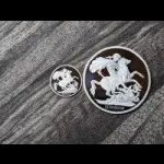 �X�[�y���A�R�C�� (�V���o�[�^�W�����{�T�C�Y)